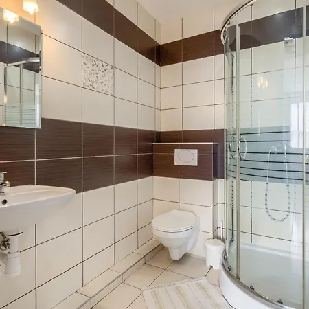 Letniskowe I U Katarzyny Privatunterkunft *